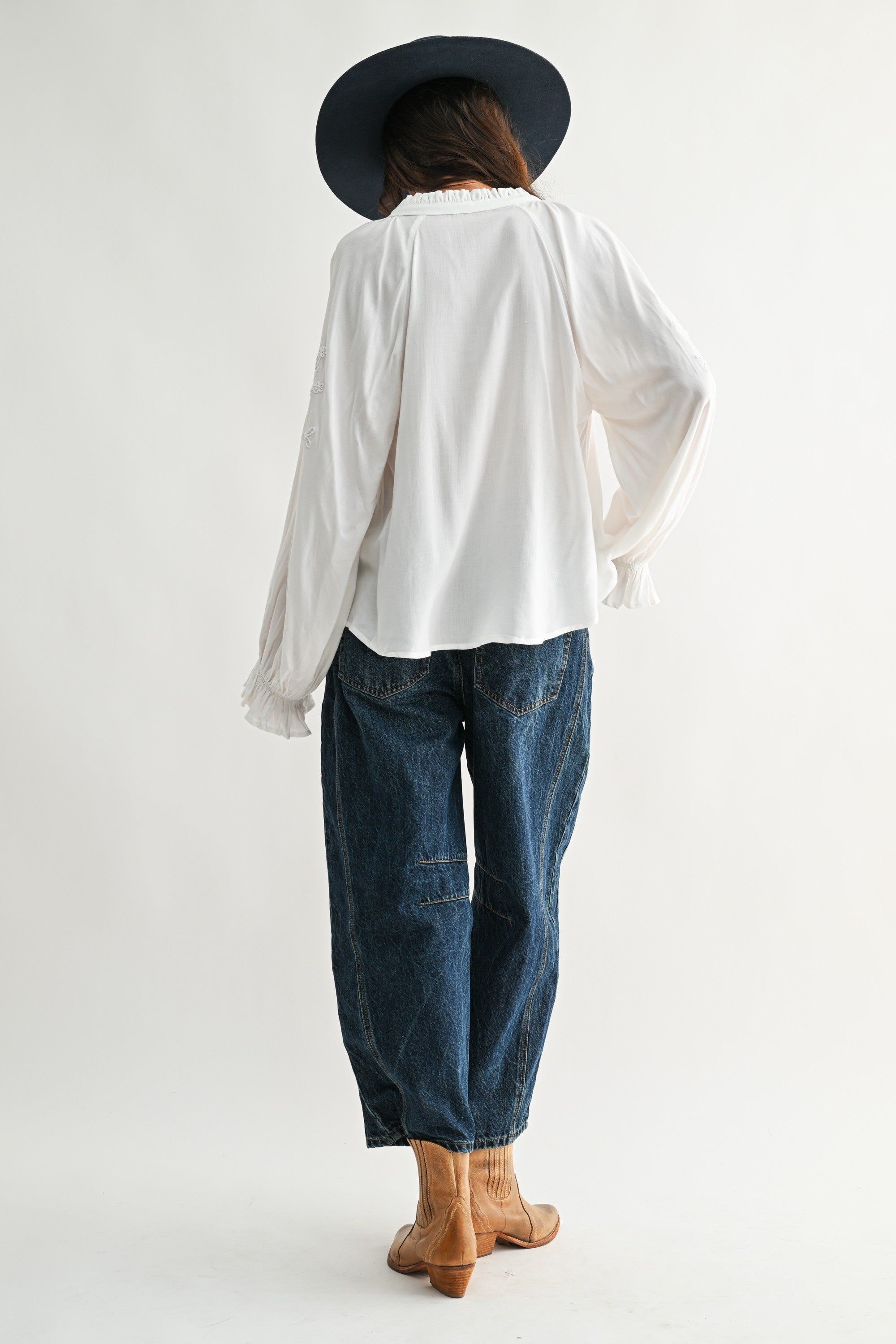 Boho-chic Embroidered White Peasant Blouse