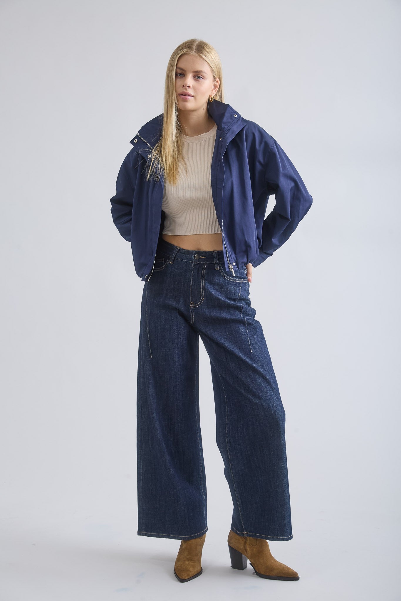 Zip-up Mock Neck Elastic Hem Jacket