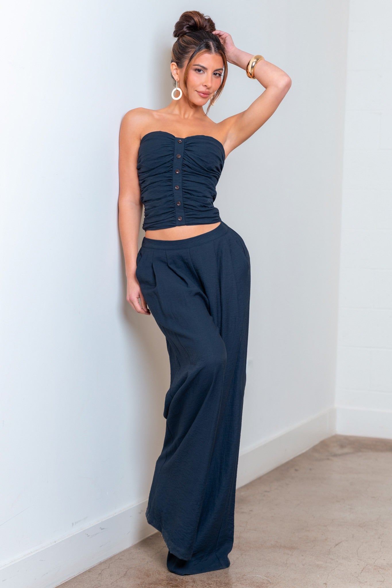 Solid Ruched Sleeveless Top And Pants Set