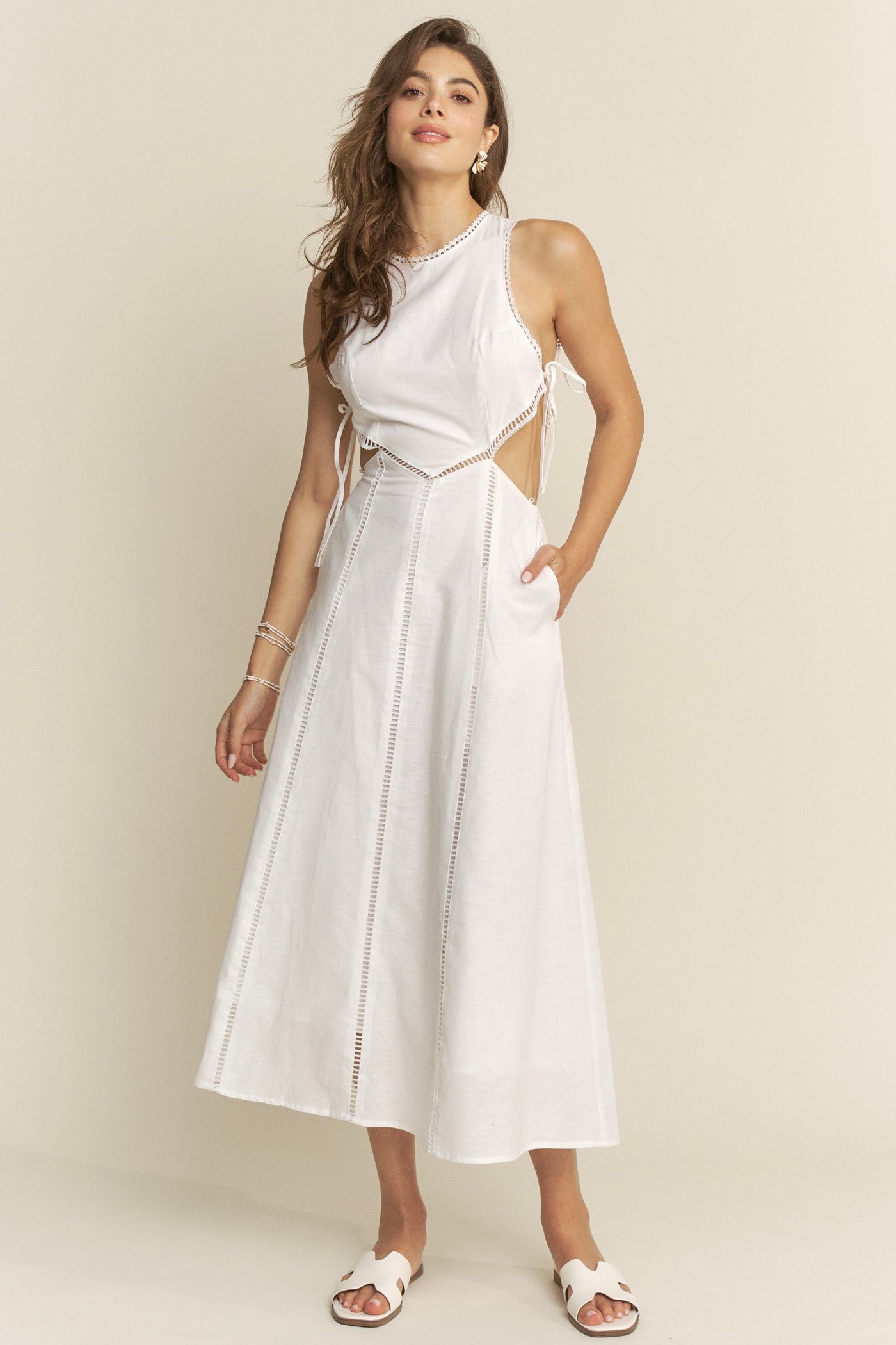 Side Cutout Tie Finish Lace Trim Maxi Dress