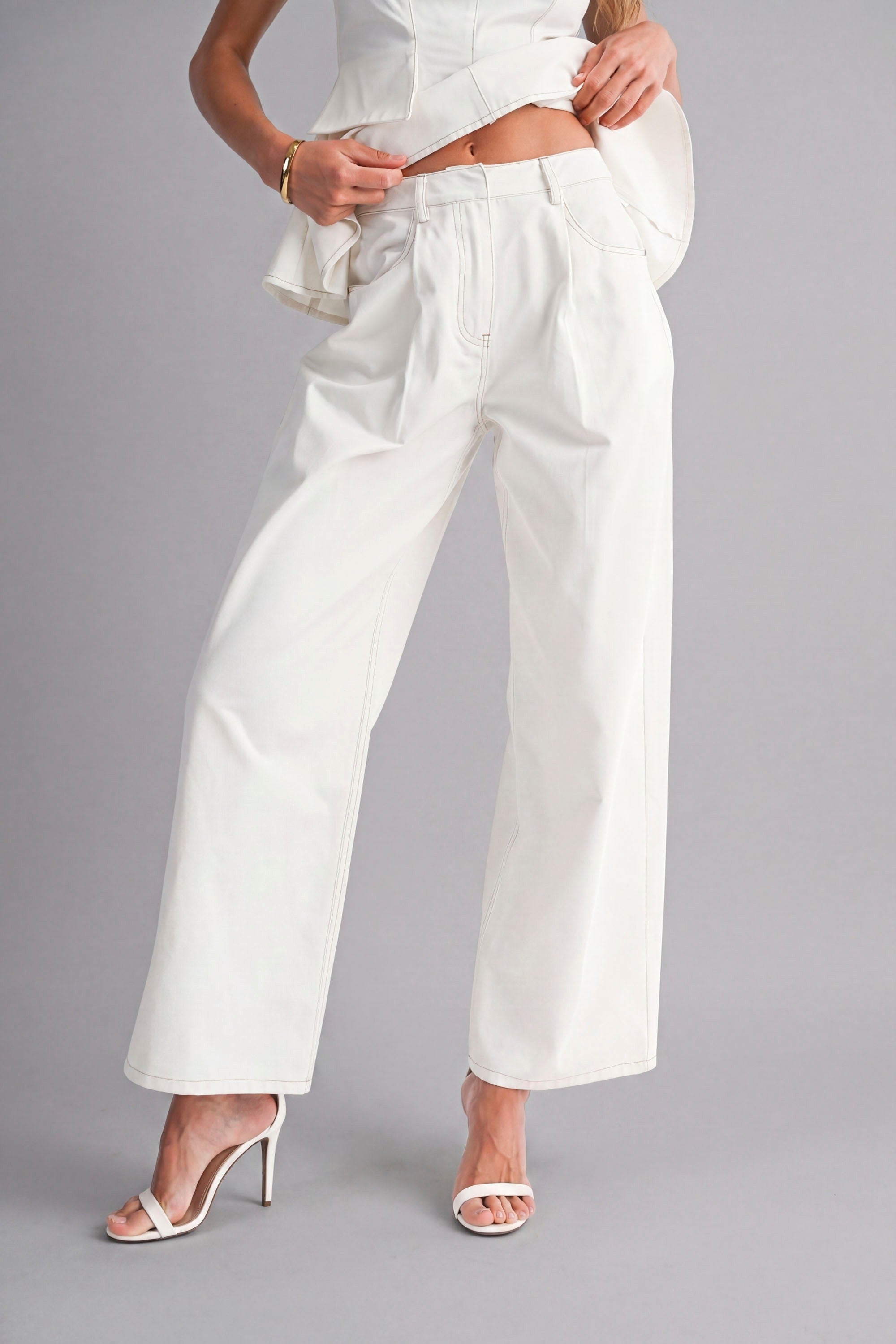 Sleeveless Peplum Top And Straight Pants Set