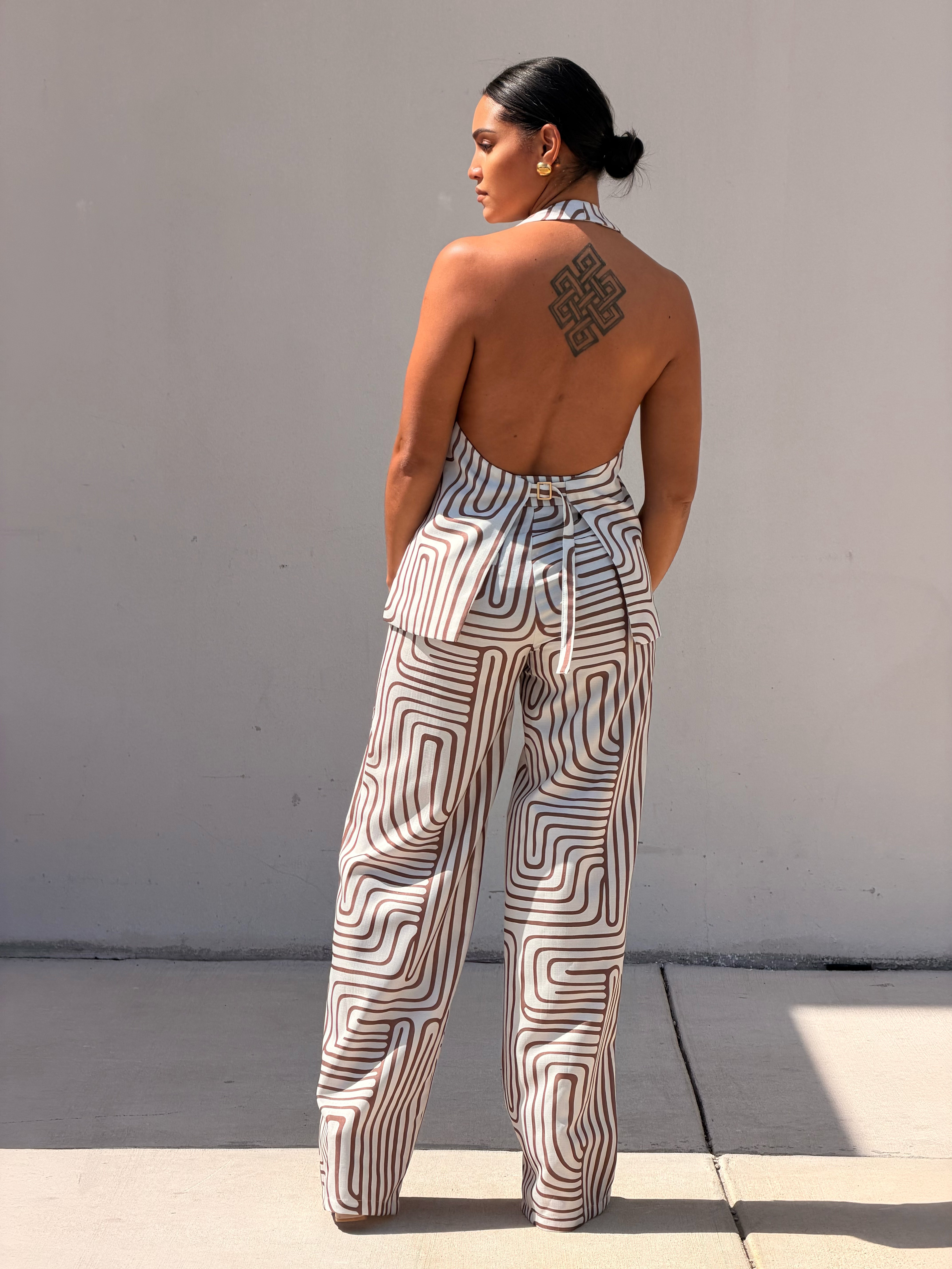 Halter Linear Open Back Set