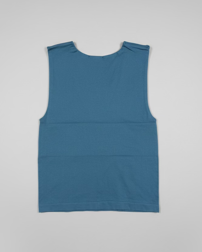 Dynamic Round Low Neck Tank