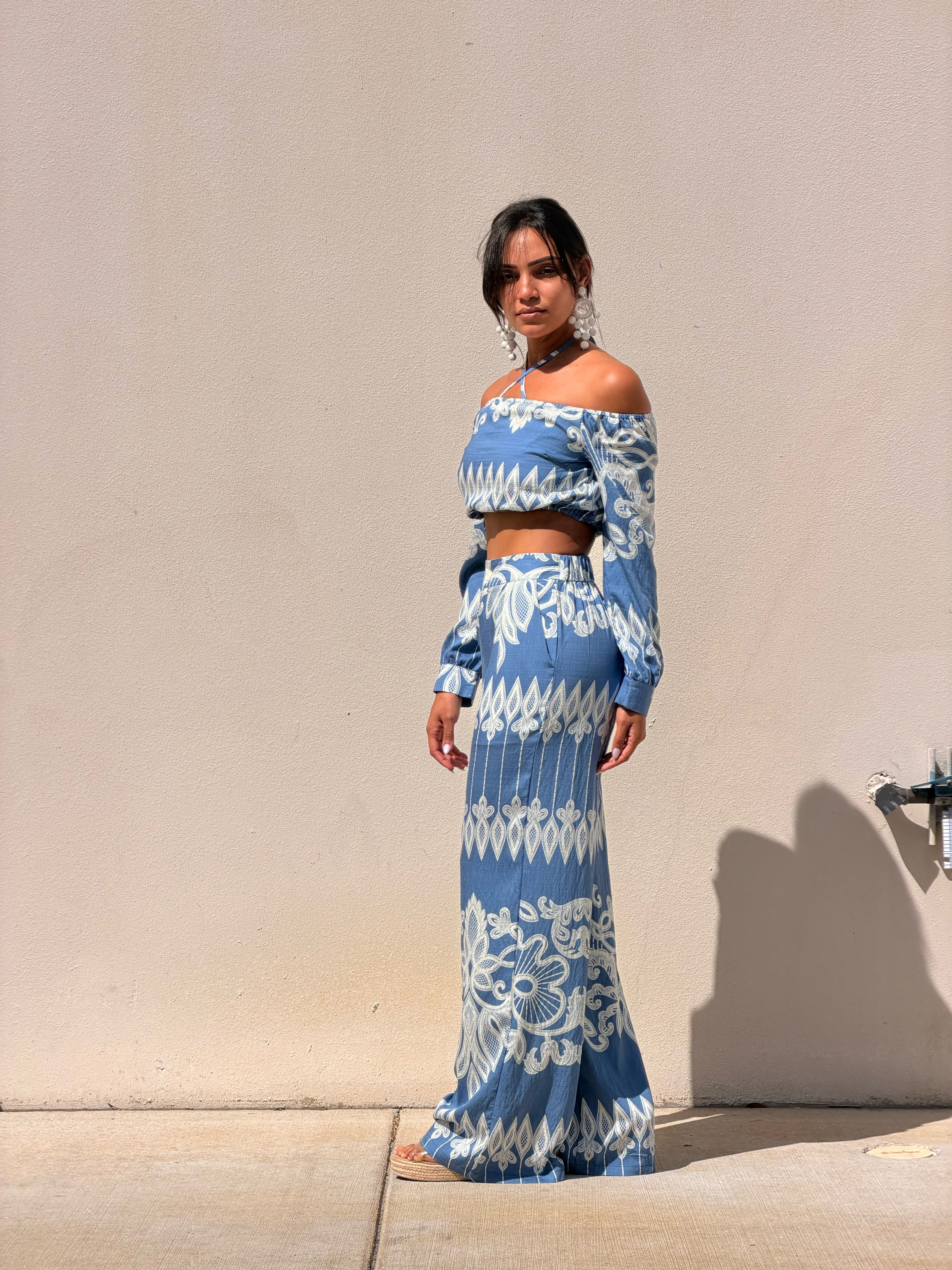 Woven White and Blue Set