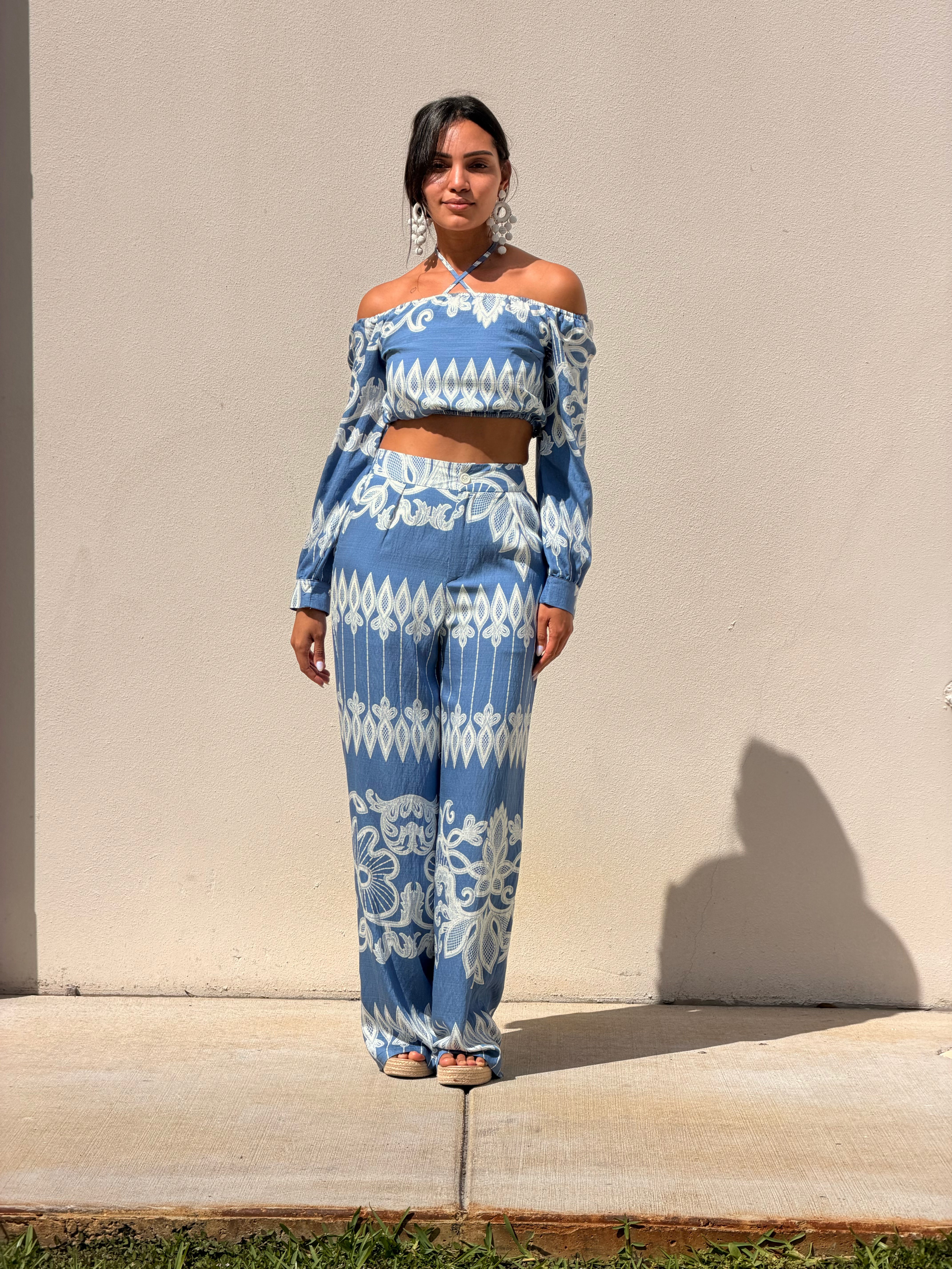 Woven White and Blue Set